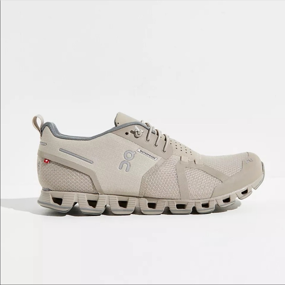 ON Cloud Waterproof Running Shoe